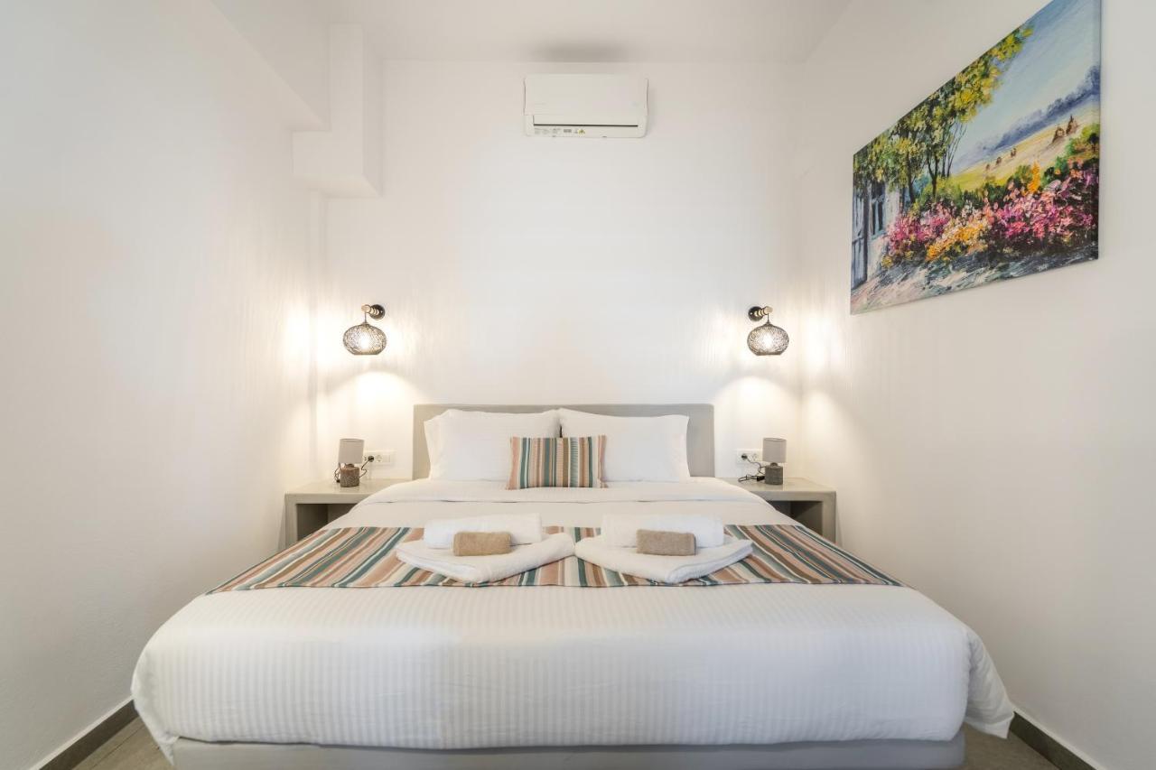 Sn Santorini Apartments Kamári Extérieur photo