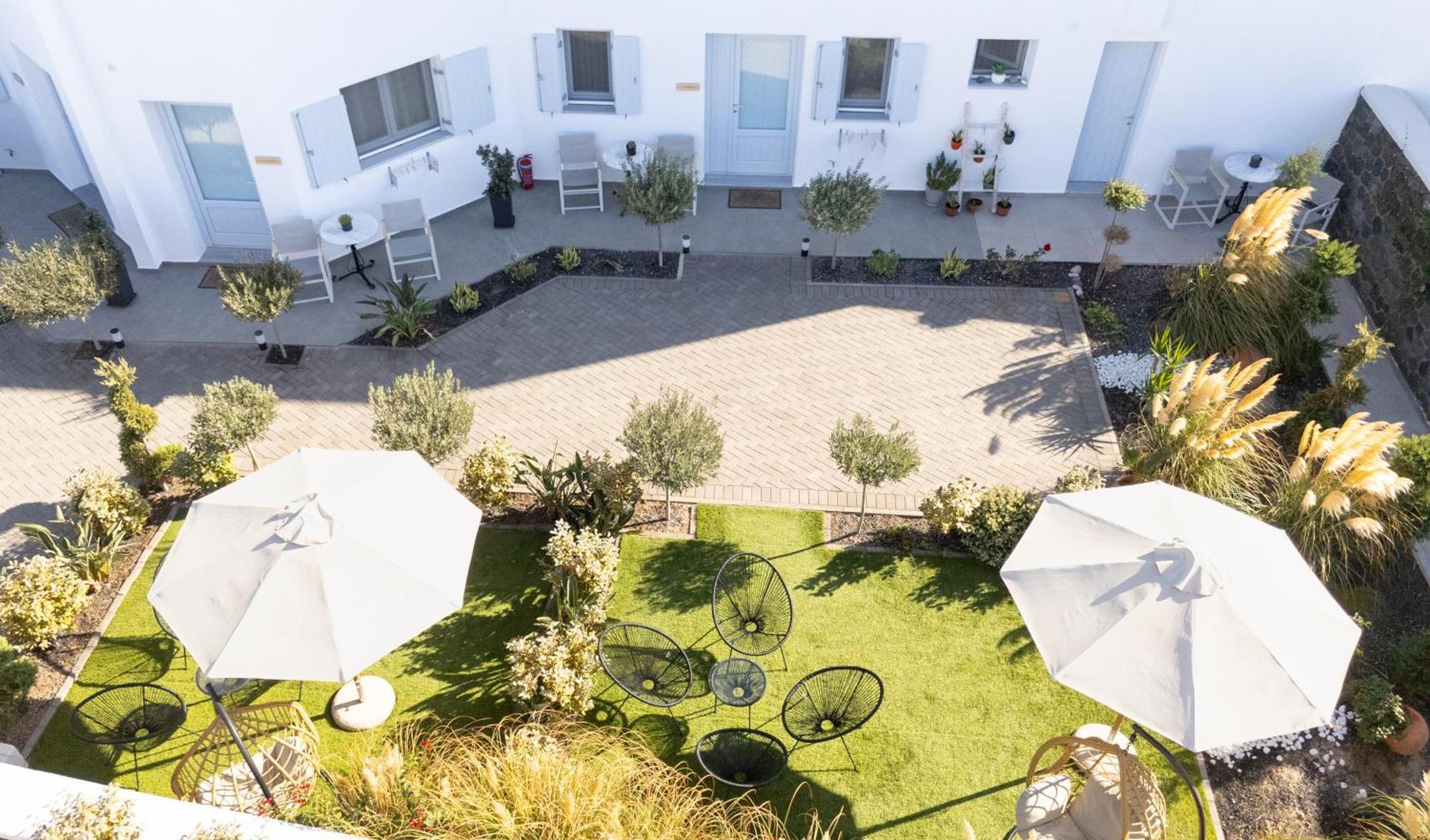 Sn Santorini Apartments Kamári Extérieur photo